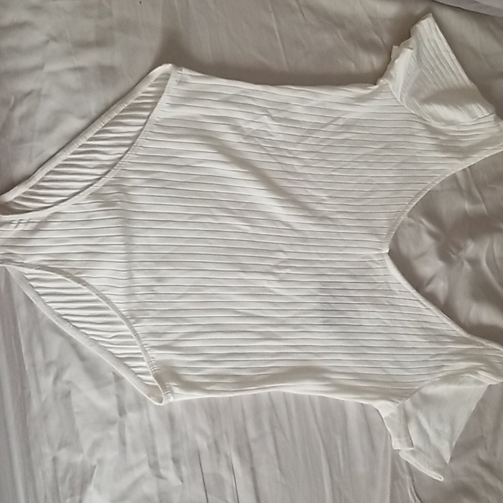 White ribbed body suit